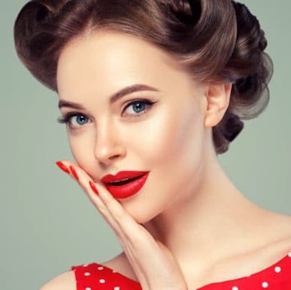 10 Epic Vintage Beauty Tips That Still Work